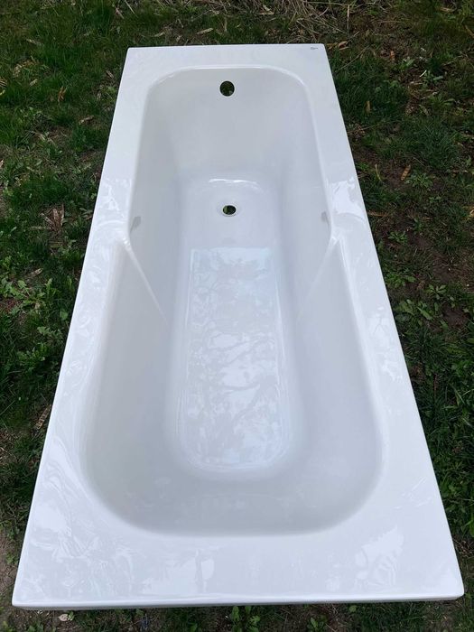 Cadă Baie Ideal Standard + Kit montaj