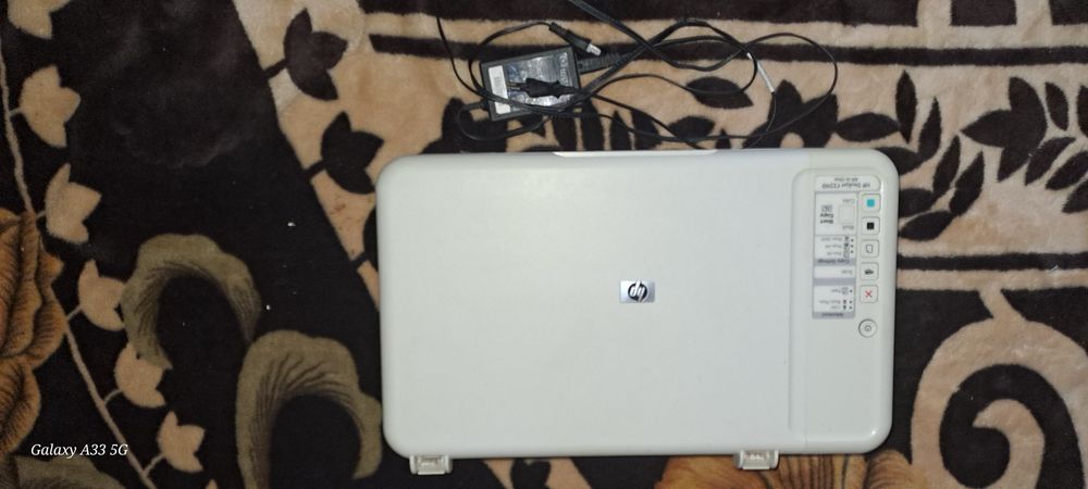 Multifuncționala hp deskjet f2290