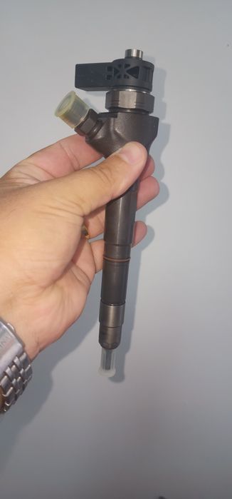 Injector  Volkswagen Tiguan 2.0 TDI 2012, motor 170cp