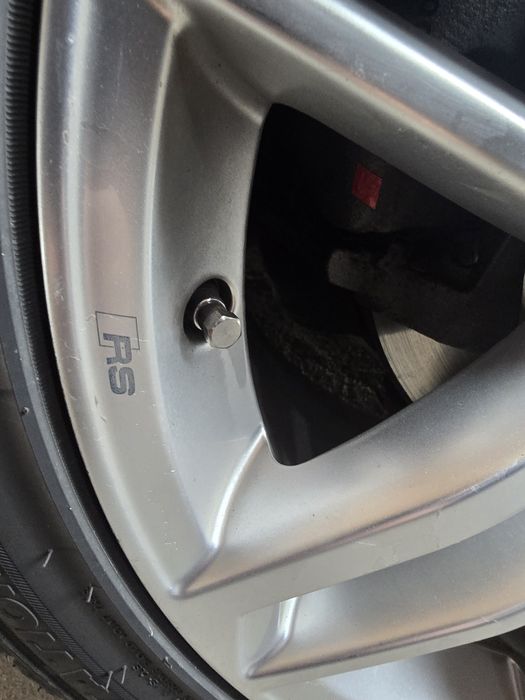 19ки оригинални джанти с зимни гуми