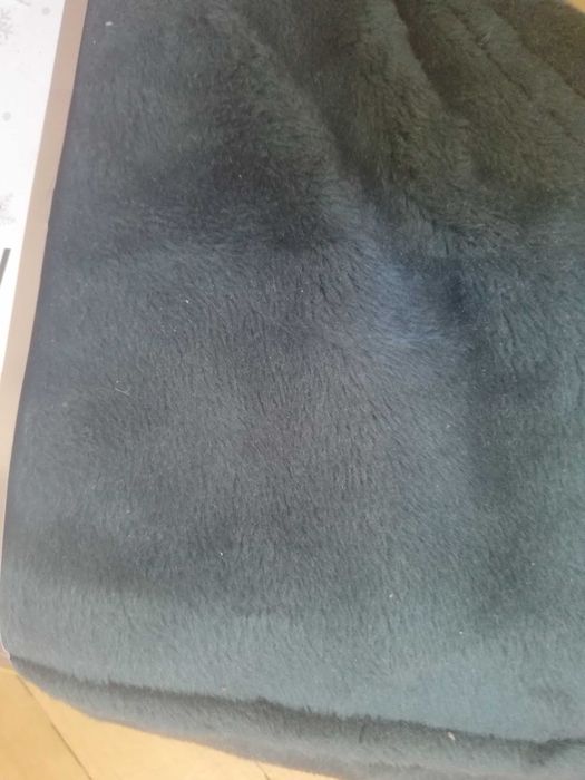 Halat cu marsupiu si cu gluga, verde