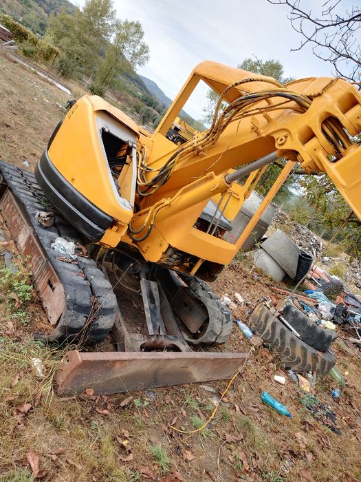 Vand excavator komatsu pcuu2