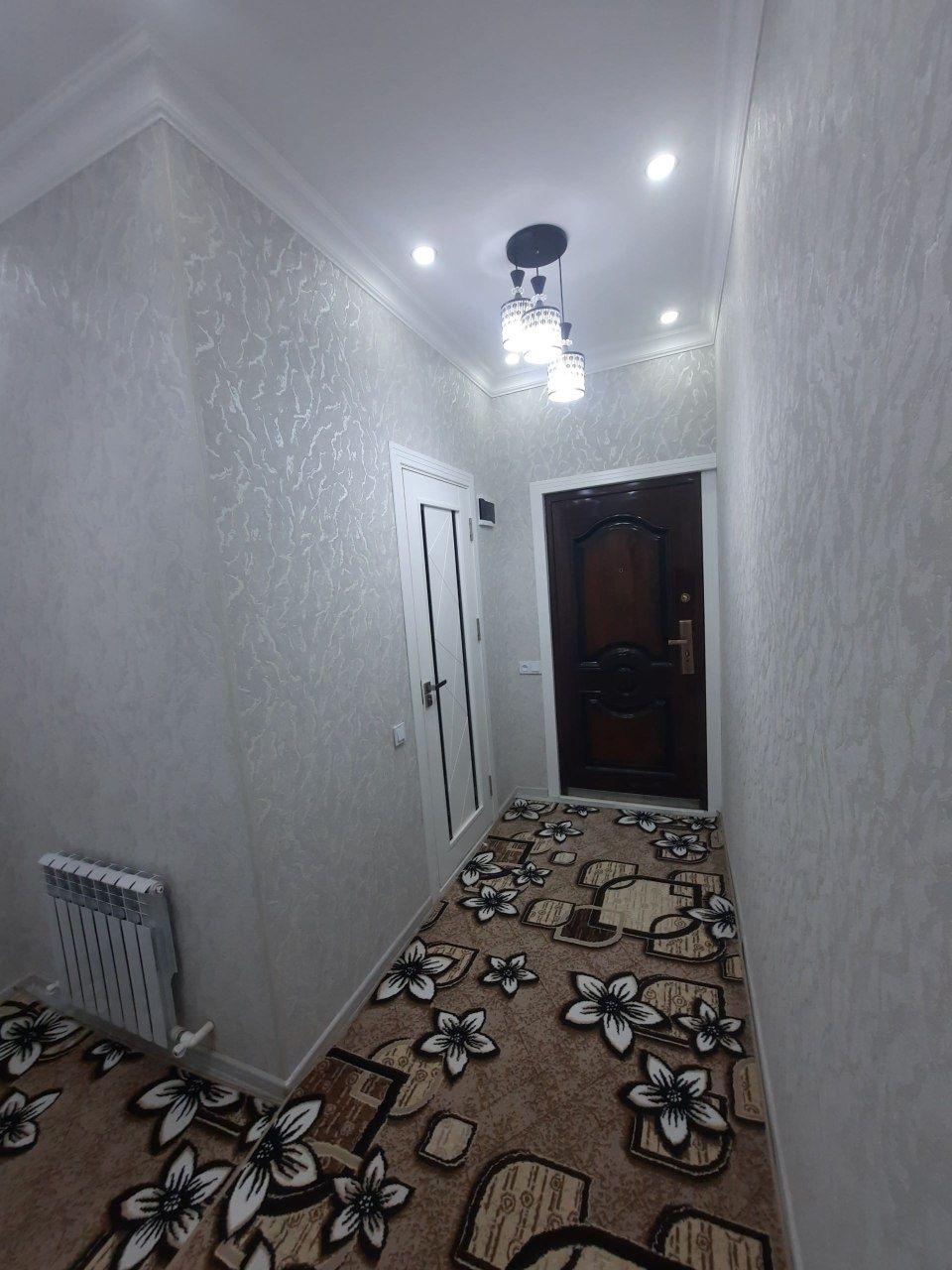 Продаётся квартира в районе Амира Темура ФРУНЗЕ