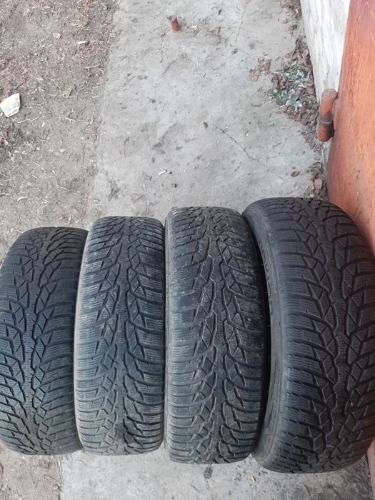 Продам шины 215/65/16 нокиа