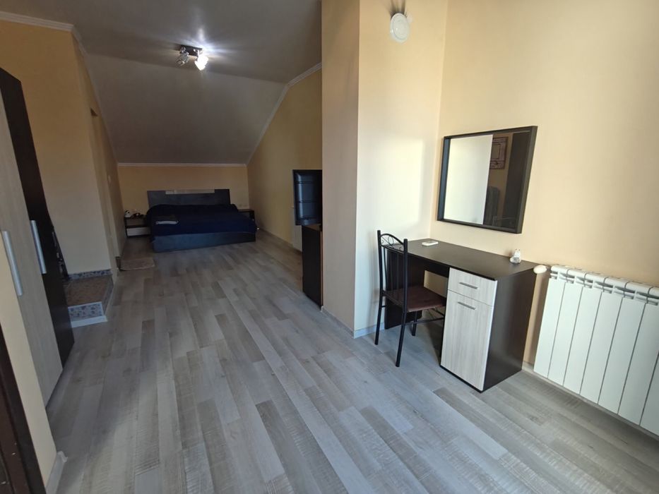 Уникална къща под наем