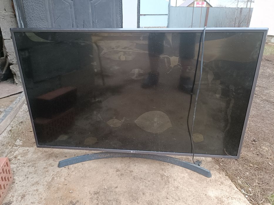 Телевизор на запчасти