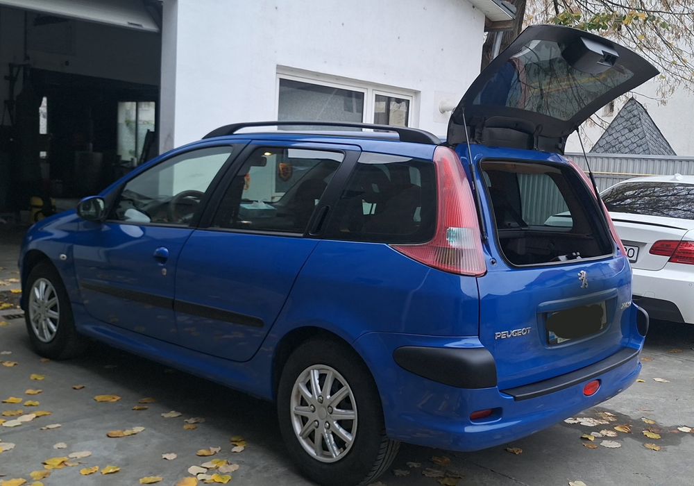 Peugeot 206  97.000 km