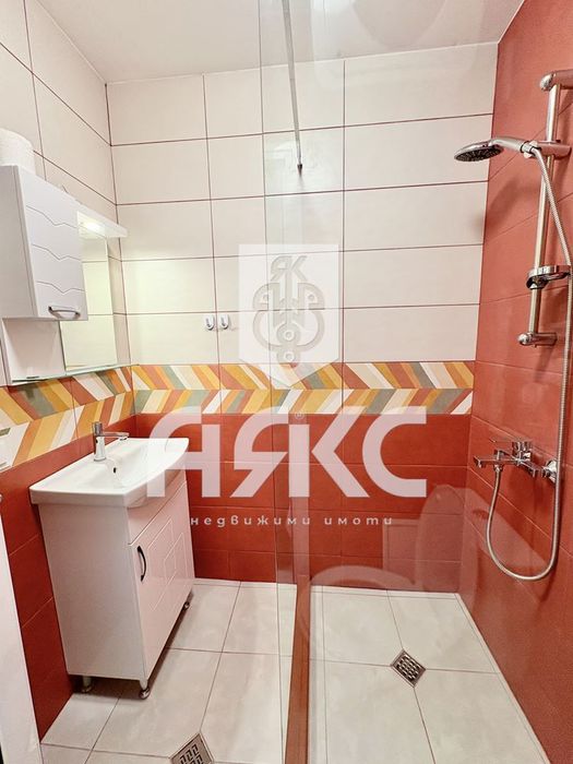 Едностаен обзаведен апартамент под наем в кв. Връбница 2