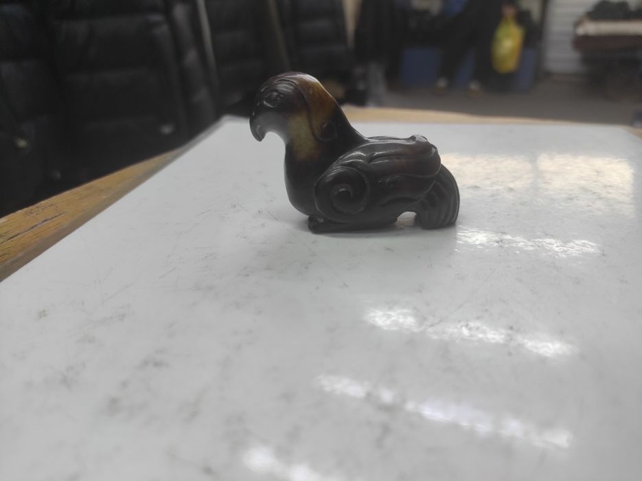 Голубь из нефрита