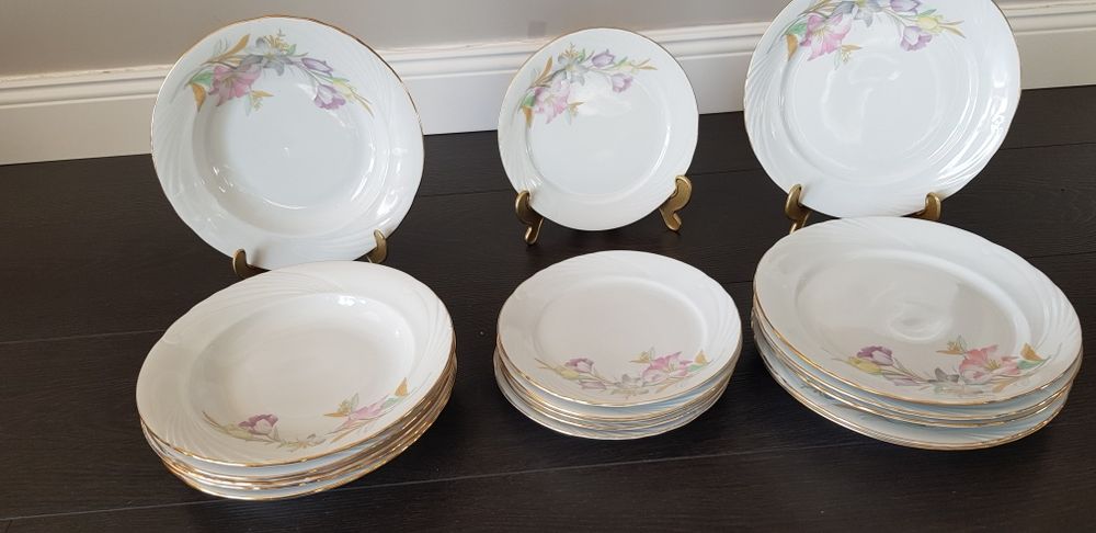 Set de masă 6 persoane din porțelan Iris Cluj