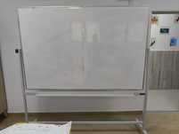 Tabla magnetica rotativa 1800*1200 cu stativ pe roți