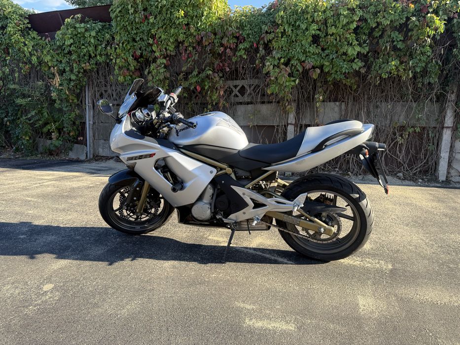 Kawasaki ER6-f (Ninja 650)