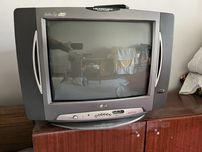Продаётся телевизор LG