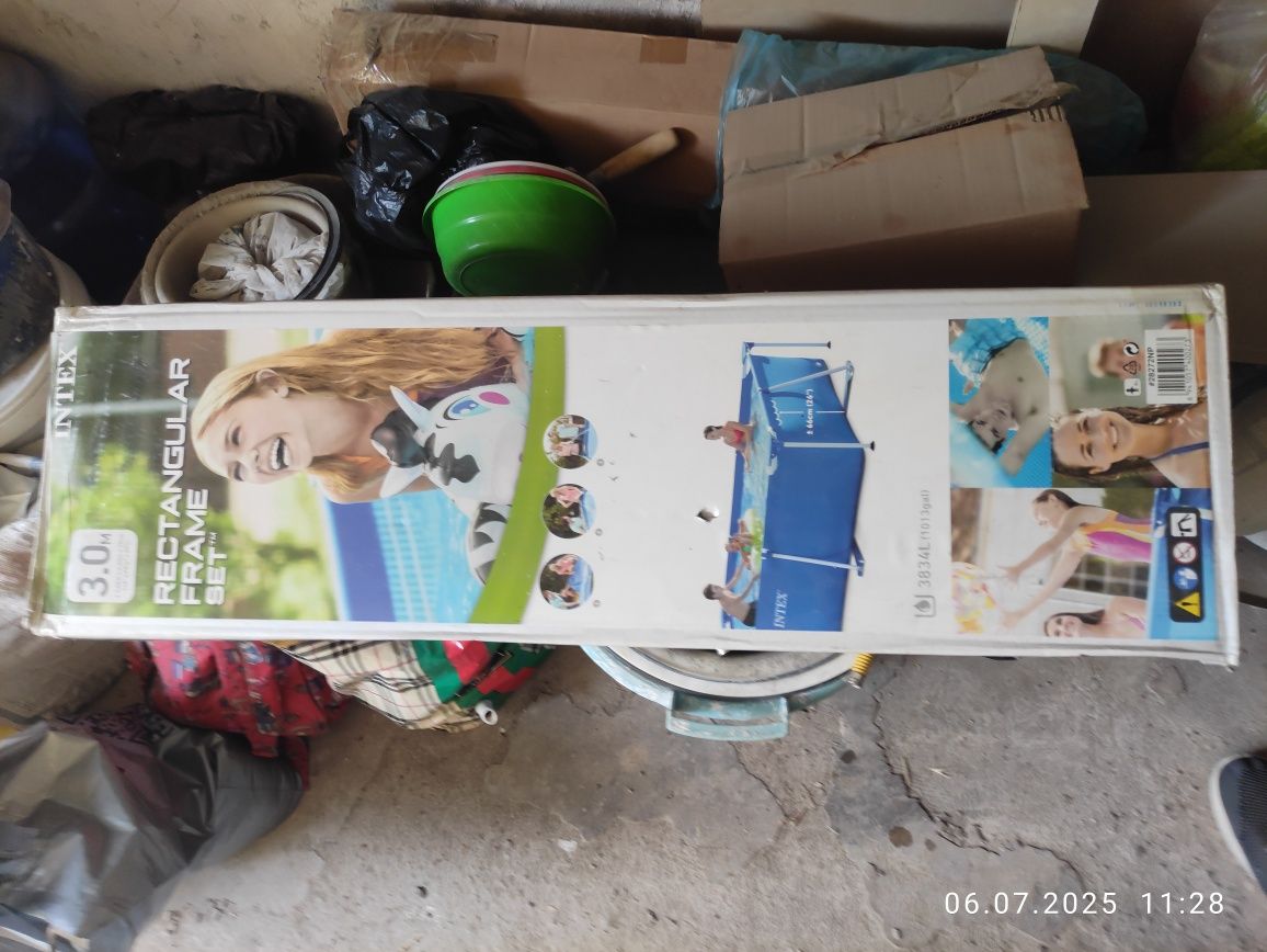 Каркасный бассейн Intex