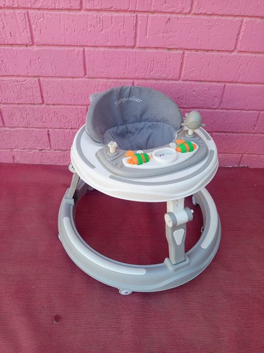 Продаю детские ходунки.