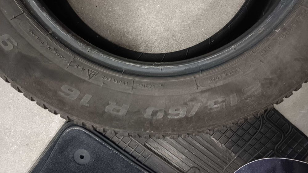 Зумни гуми, м-ка BFGoodrich g-force winter 2 , 215/60/16 ,употребявани