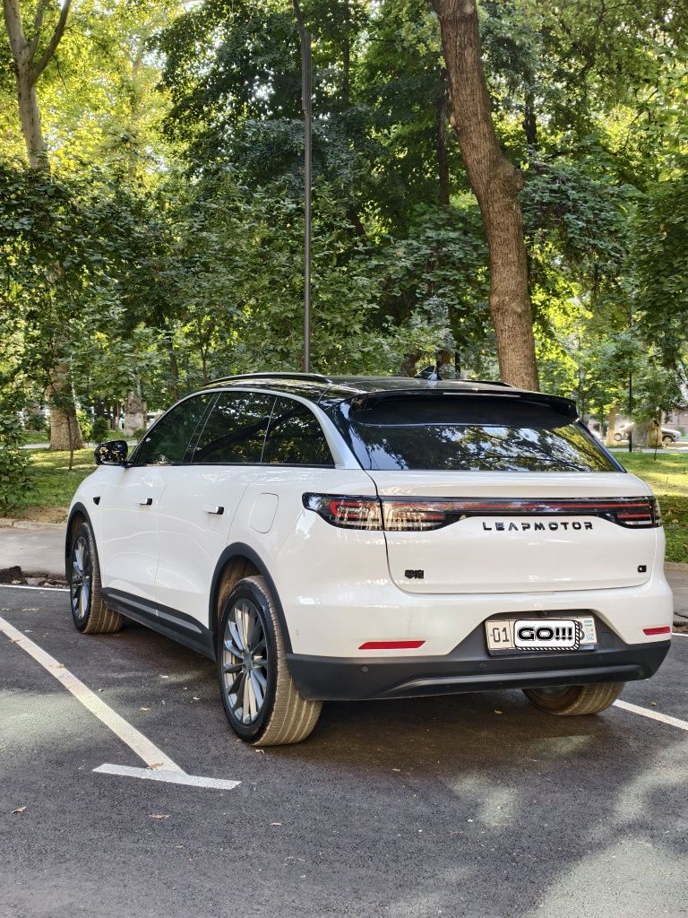 Leapmotor C11 Гибрид 300 км Premium
