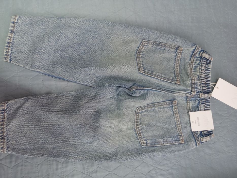 Blugi fetițe, marca Zara, mărime 98-3ani