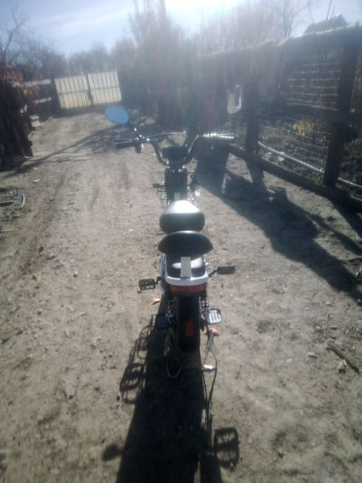 Vând Scuter electric