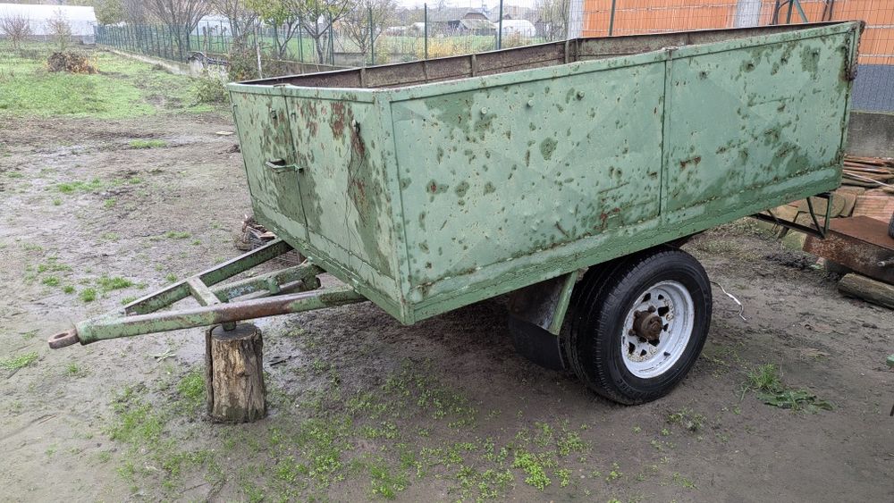 Remorcă agricolă 2,5 tone,1000 euro .