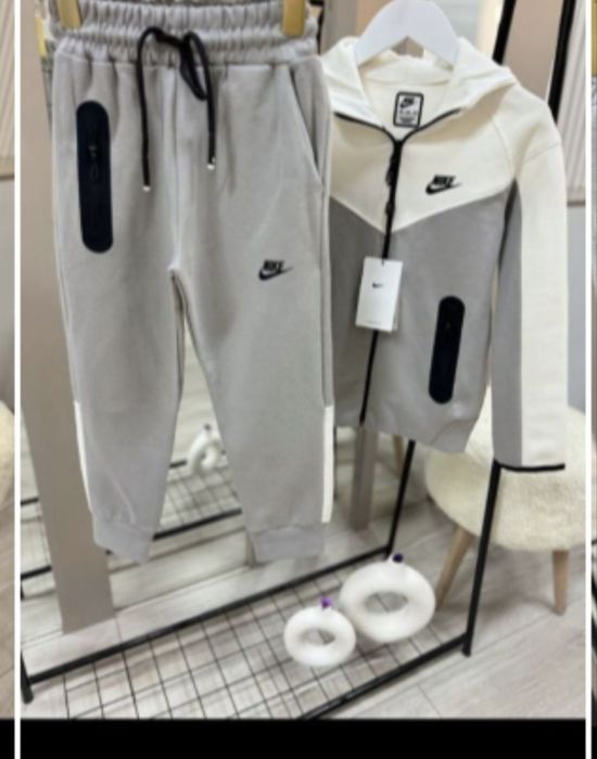 Trening Nike Tech copii