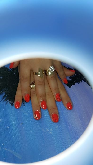 Unghii cu gel semi , pedichiura