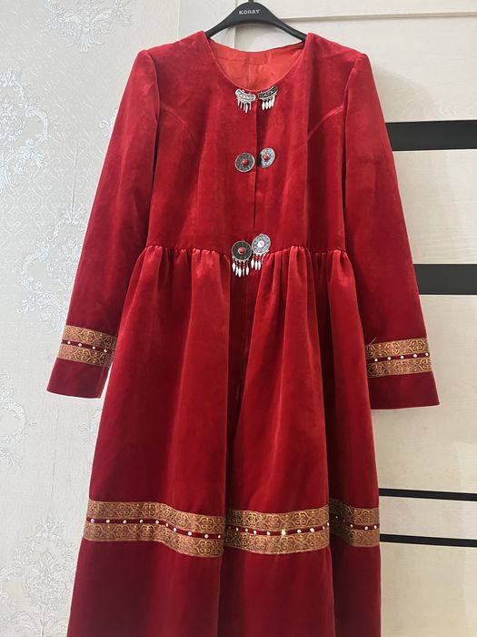 Камзол. Размер 42-44. Сатылады. Таза.