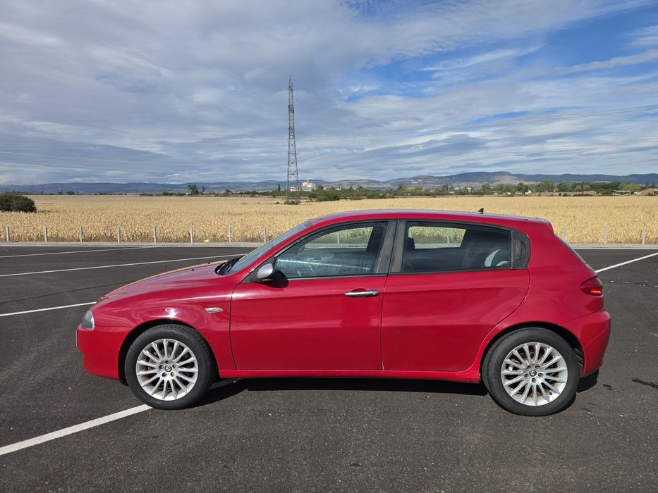 Alfa Romeo 147 Black Line 1.9 JTDm 120 - на части