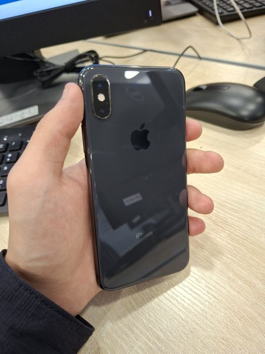 Iphone XS  64 gb