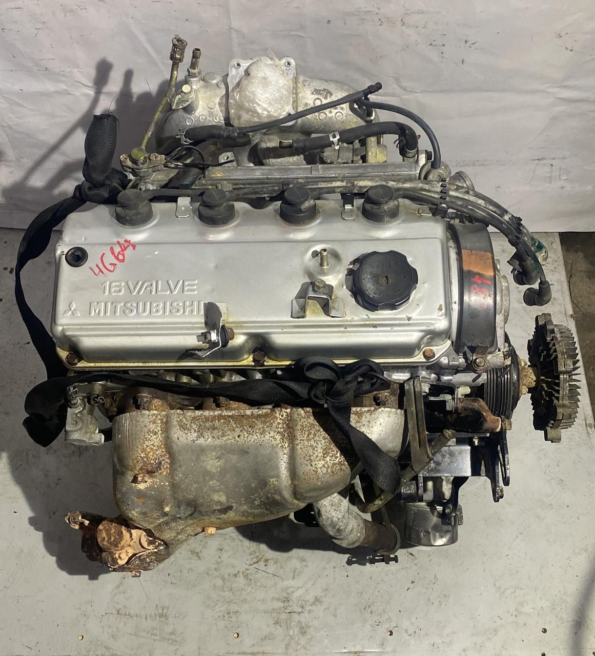 Двигатель 4G64  2.4л