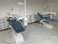 Стоматологическое оборудование (2 комплекта), гинекологическое кресло