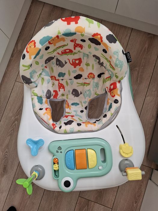 Продавам бебешка проходилка