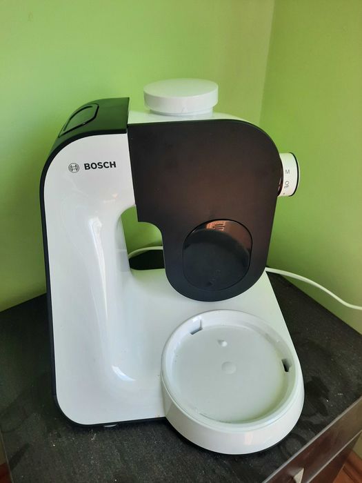 Кухненски робот Bosch MUM5 900w