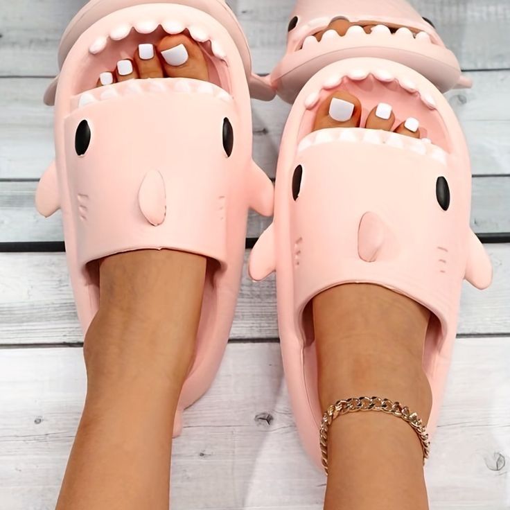 Shark Slippers, Pink EU 40