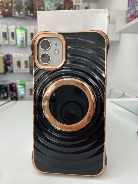 Калъфи за iphone 11