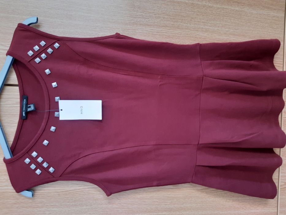 Maiou si bluze noi de la Mango