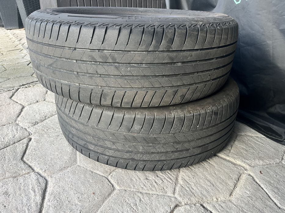 Anvelope vara 215/60/17 bridgestone