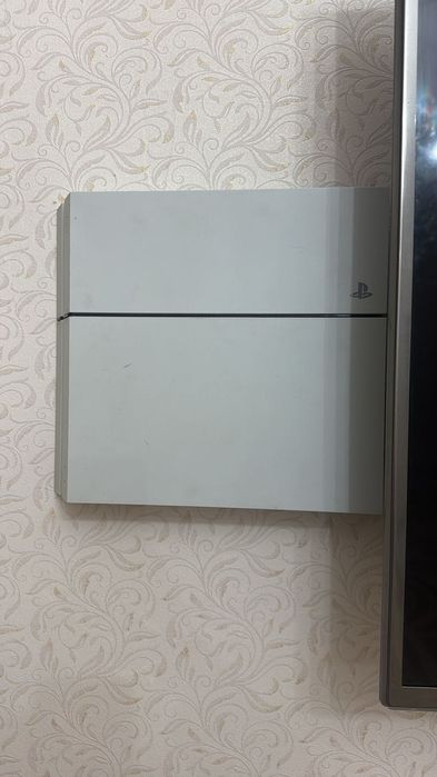 Ps4 fat белый сатылады 500гб