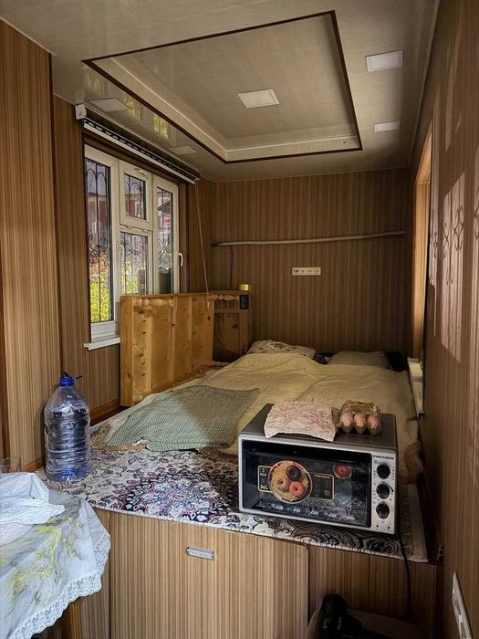 чиланзар,метро Хамза  3/3/4, балкон 2х6  70м2