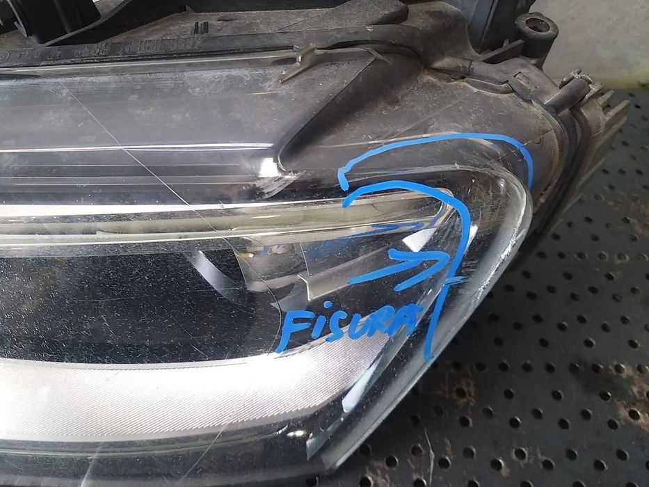 Far stanga bixenon led audi q3 8u s line 8u0941003h