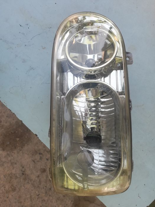 Damas faralar õng chap