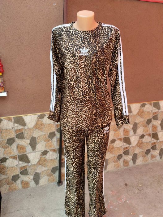 Плуш екип имитация адидас