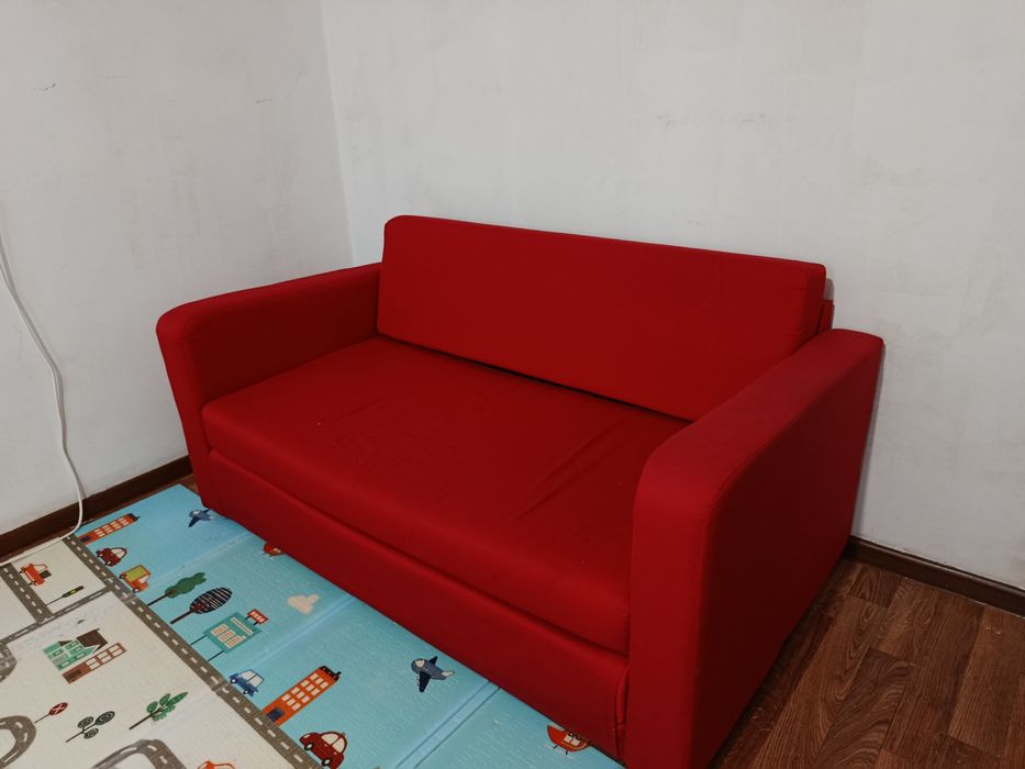 Продам диванчик для офиса