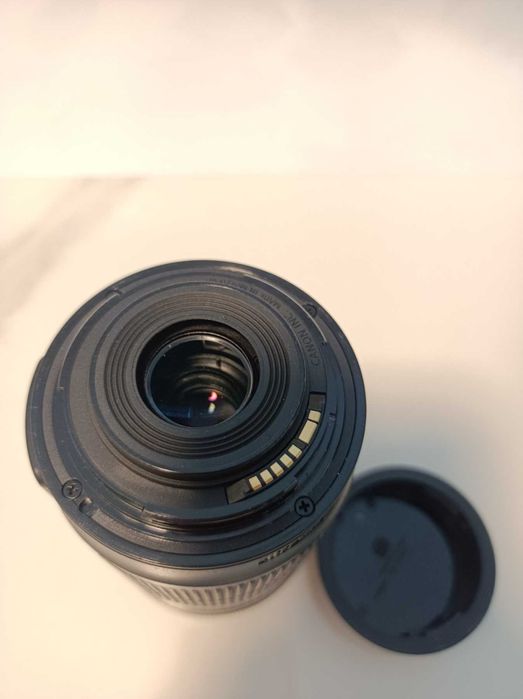 Canon EF-S 55-250mm f/4-5.6 IS STM