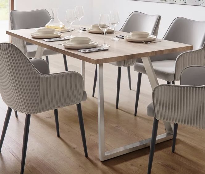 Masa de dining cu picioare din otel inoxidabil