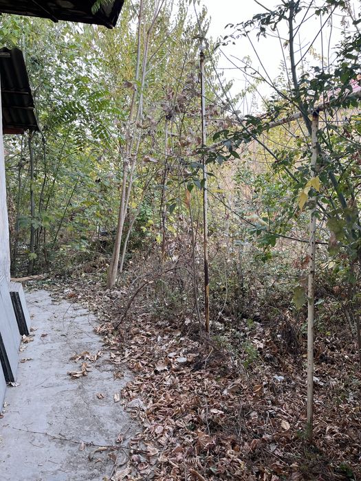 Срочно продается земельный участок 8 соток.