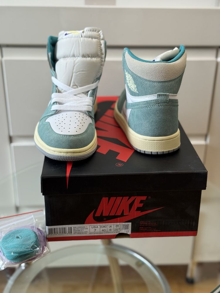 Air Jordan 1 Retro High Turbo Green Hyper