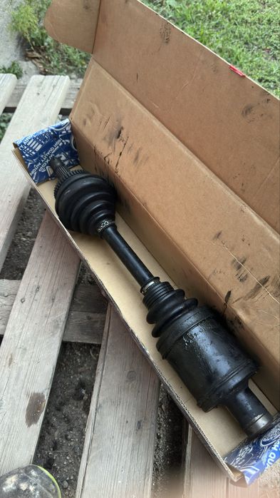 Продаётся левый передний привод на Mercedes-Benz w210 4matic