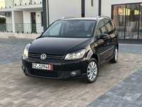 VW Touran 2.0 TDI 140 CP highline full Led