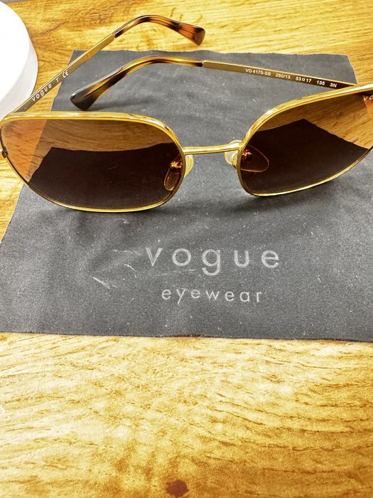 Слънчеви очила VOGUE